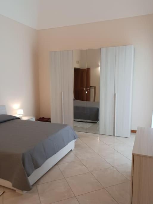 Appartement A Casa Di Laura à Naples Extérieur photo