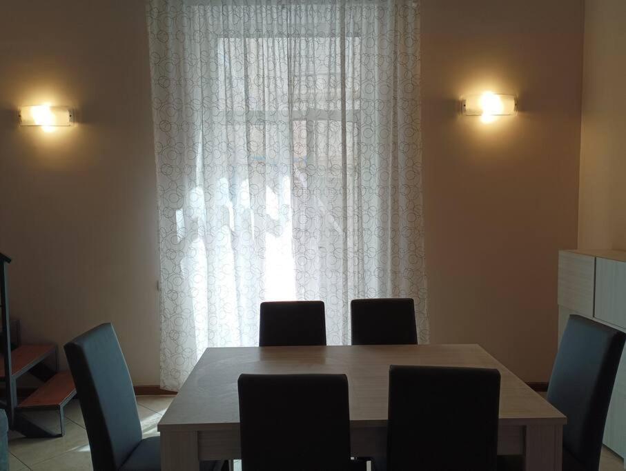 Appartement A Casa Di Laura à Naples Extérieur photo