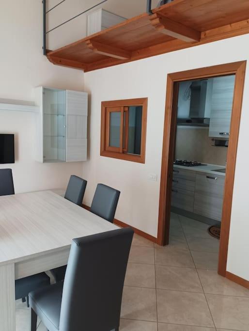 Appartement A Casa Di Laura à Naples Extérieur photo