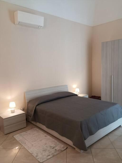Appartement A Casa Di Laura à Naples Extérieur photo