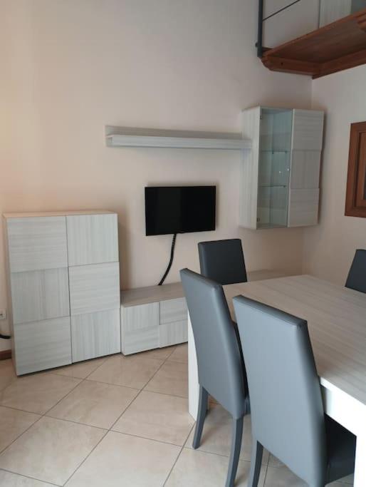 Appartement A Casa Di Laura à Naples Extérieur photo